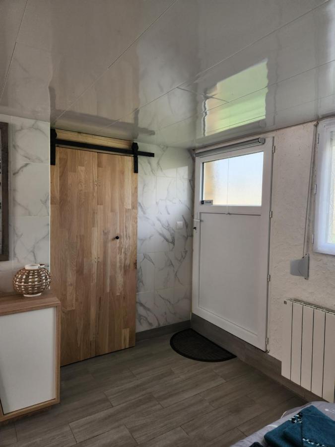 Studio, Pas De Collocation Possible Warmeriville Exterior photo