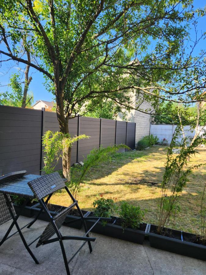 Studio, Pas De Collocation Possible Warmeriville Exterior photo
